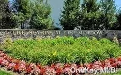 East Meadow, NY 11554,378 Summer CT #378