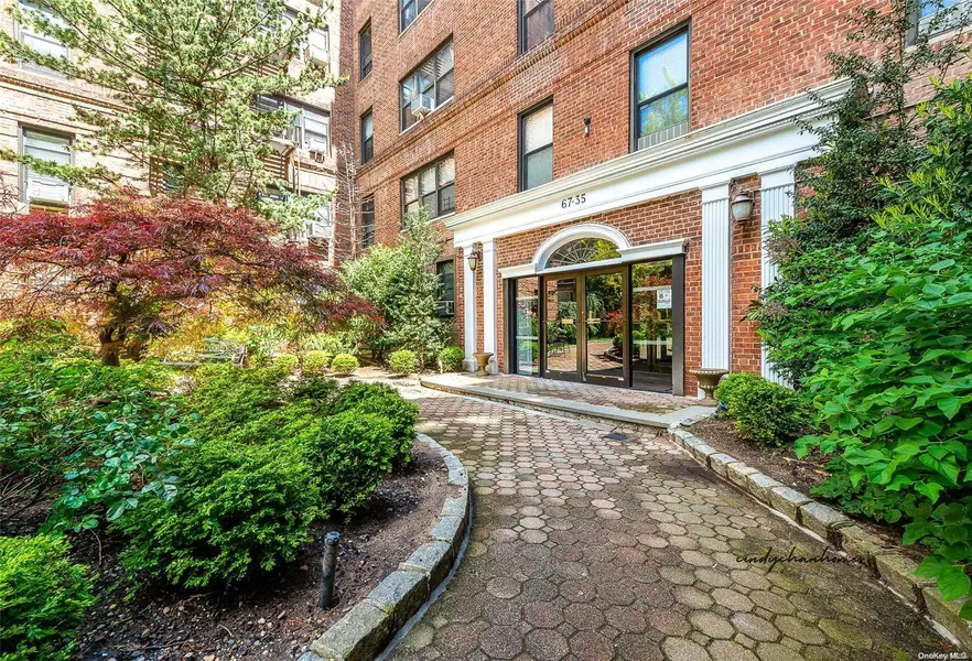 67-35 Yellowstone BLVD #7S, Forest Hills, NY 11375