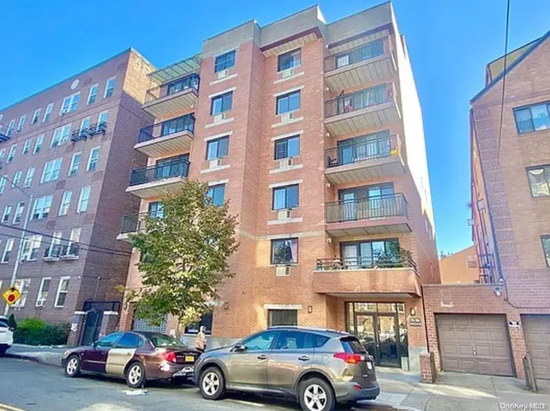 91-06 Whitney AVE #6A, Elmhurst, NY 11373