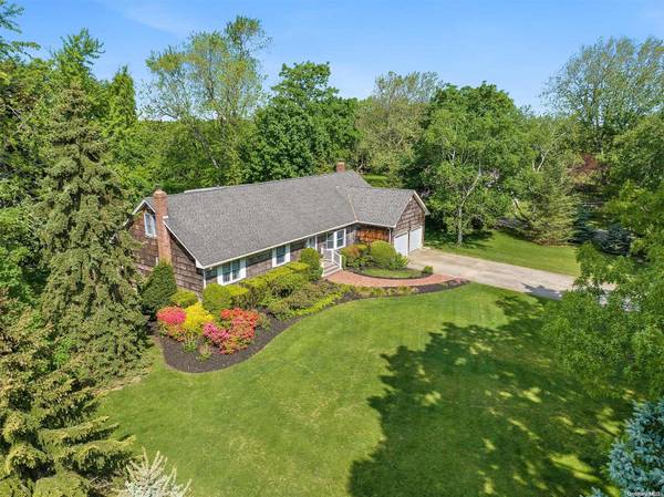 2930 Wells RD, Peconic, NY 11958