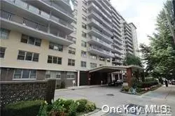 175-20 Wexford TER #15H, Jamaica Estates, NY 11432