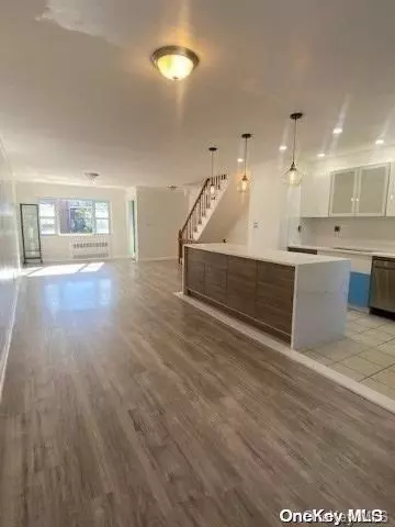 Woodside, NY 11377,48-42 58th LN