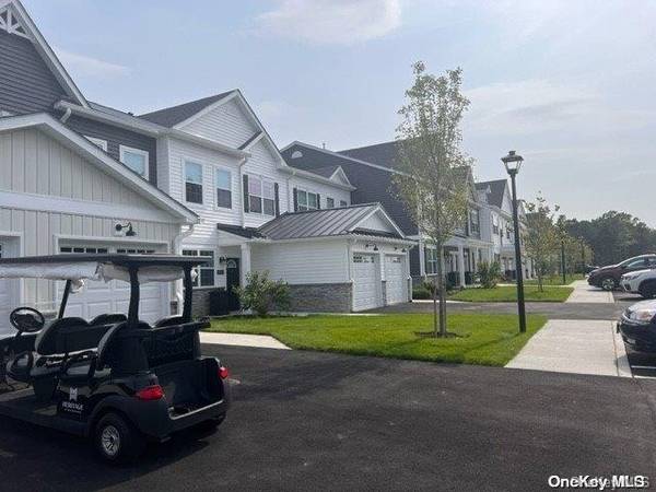 201 Jerusalem Hollow RD, Manorville, NY 11949