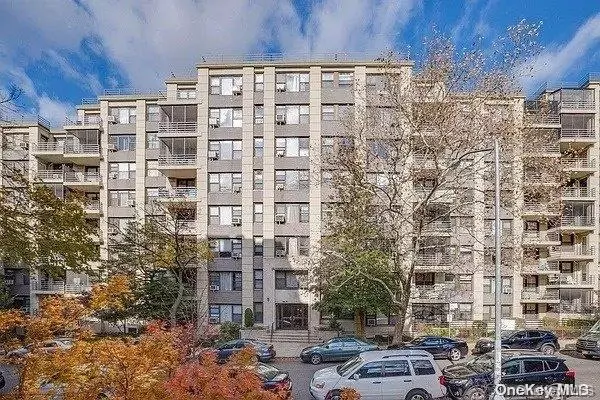 98-40 64 Ave #5C, Rego Park, NY 11374