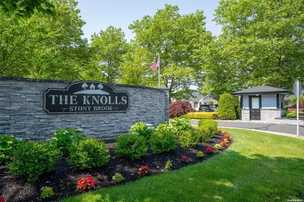 135 Knolls DR #135, Stony Brook, NY 11790