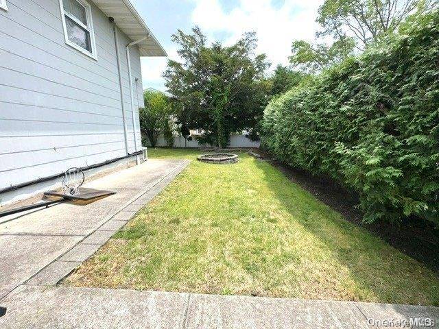 Baldwin, NY 11510,746 Vivian Ct #1