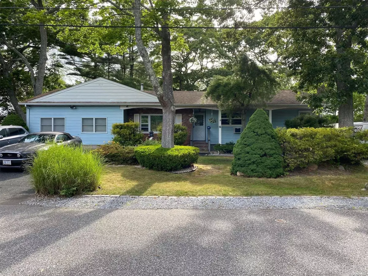 Mastic Beach, NY 11951,6 Laurel ST