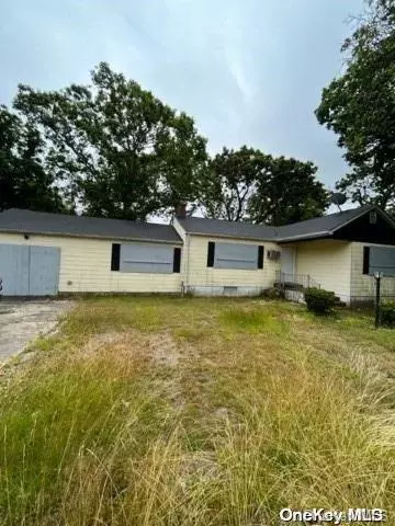 292 Forest RD, Mastic Beach, NY 11951