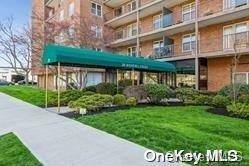 Hempstead, NY 11550,20 Wendell ST #21D