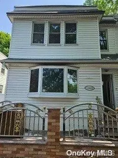 Ozone Park, NY 11417,134-25 Hawtree ST