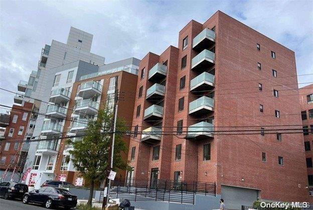 42-29 Parsons BLVD #2C, Flushing, NY 11355