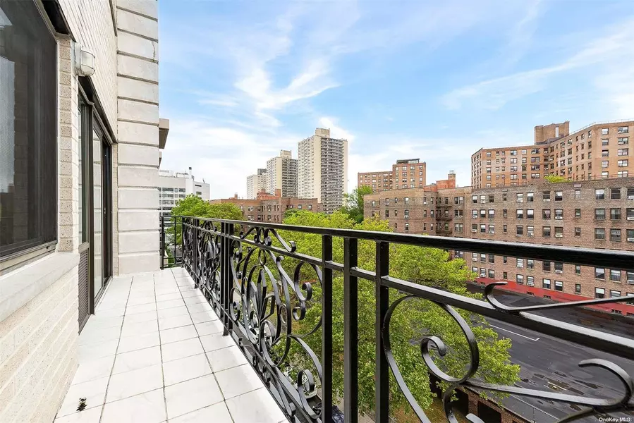 99-31 66th AVE #6D, Rego Park, NY 11374