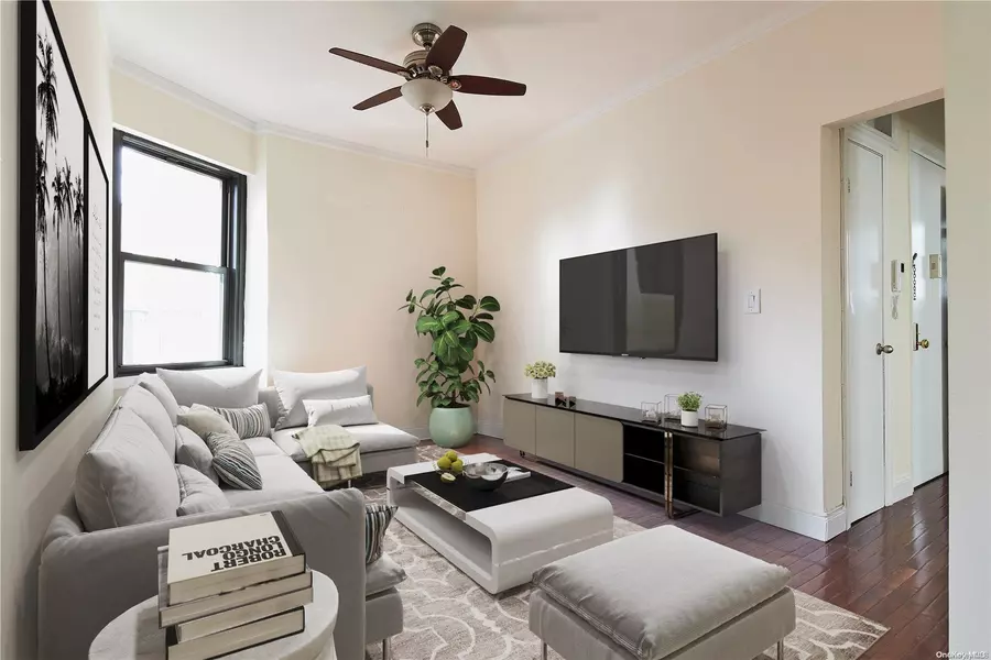 21-47 33 Street #5C, Astoria, NY 11105