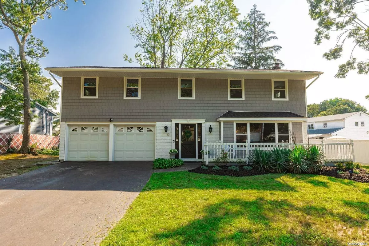 Nesconset, NY 11767,4 Rosanne CT