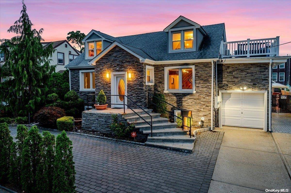 345 Franklin AVE, Hewlett, NY 11557