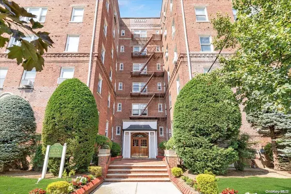 55 Grand AVE #1 G, Rockville Centre, NY 11570