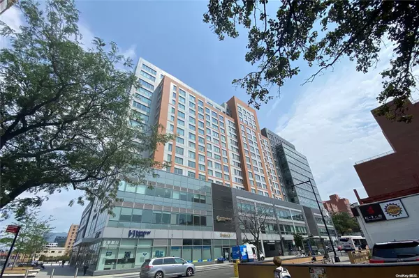 138-35 39th AVE #4K,  Flushing,  NY 11354