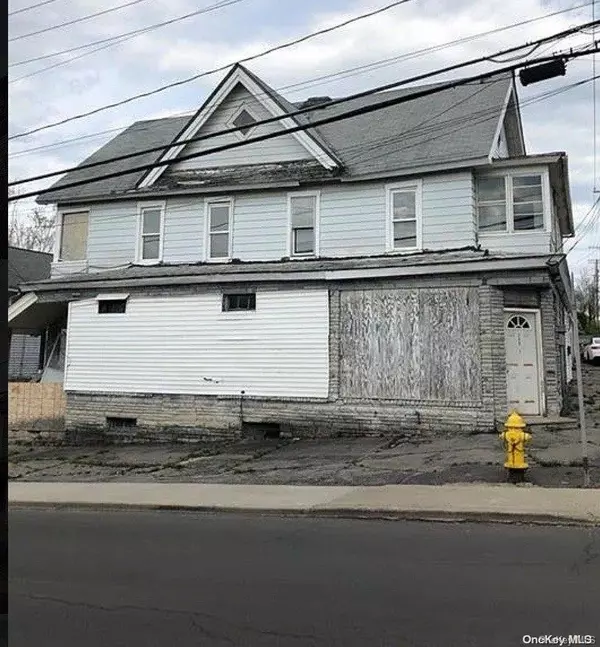 Call Listing Agent, NY 13209,207 Cogswell AVE