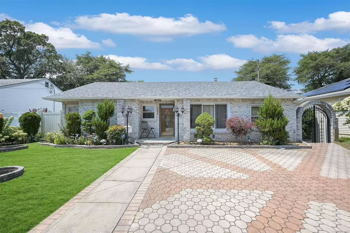 Valley Stream, NY 11580,866 Edwards BLVD