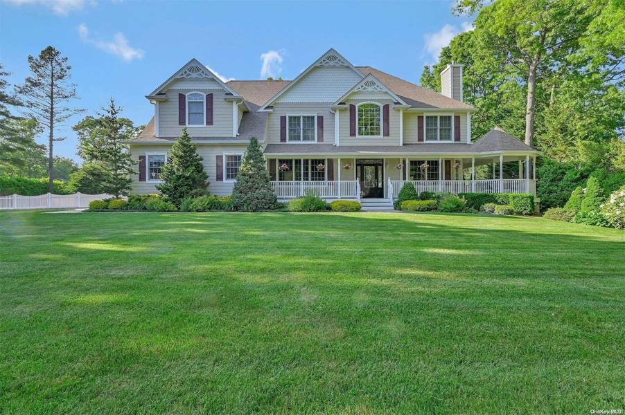 155 Cedrus AVE, East Northport, NY 11731