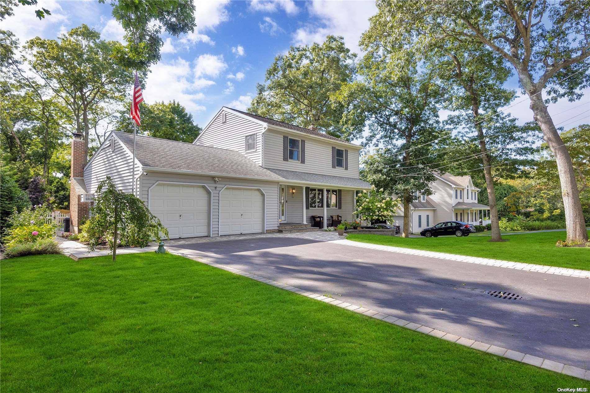 6 Jackson ST, Nesconset, NY 11767
