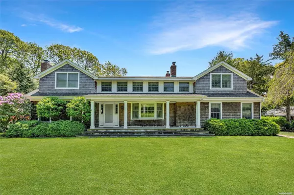 Quogue, NY 11959,26 Edgewood RD