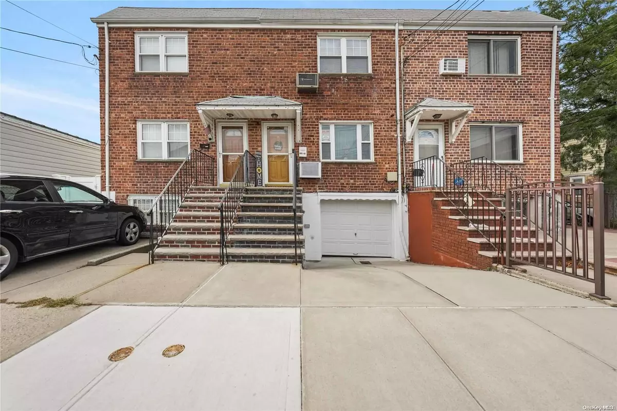 Ozone Park, NY 11417,134-28 Sitka ST