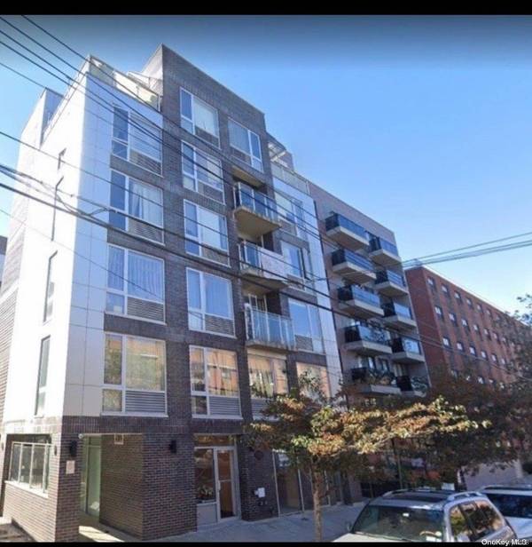 139-30 34 AVE #3A,  Flushing,  NY 11354