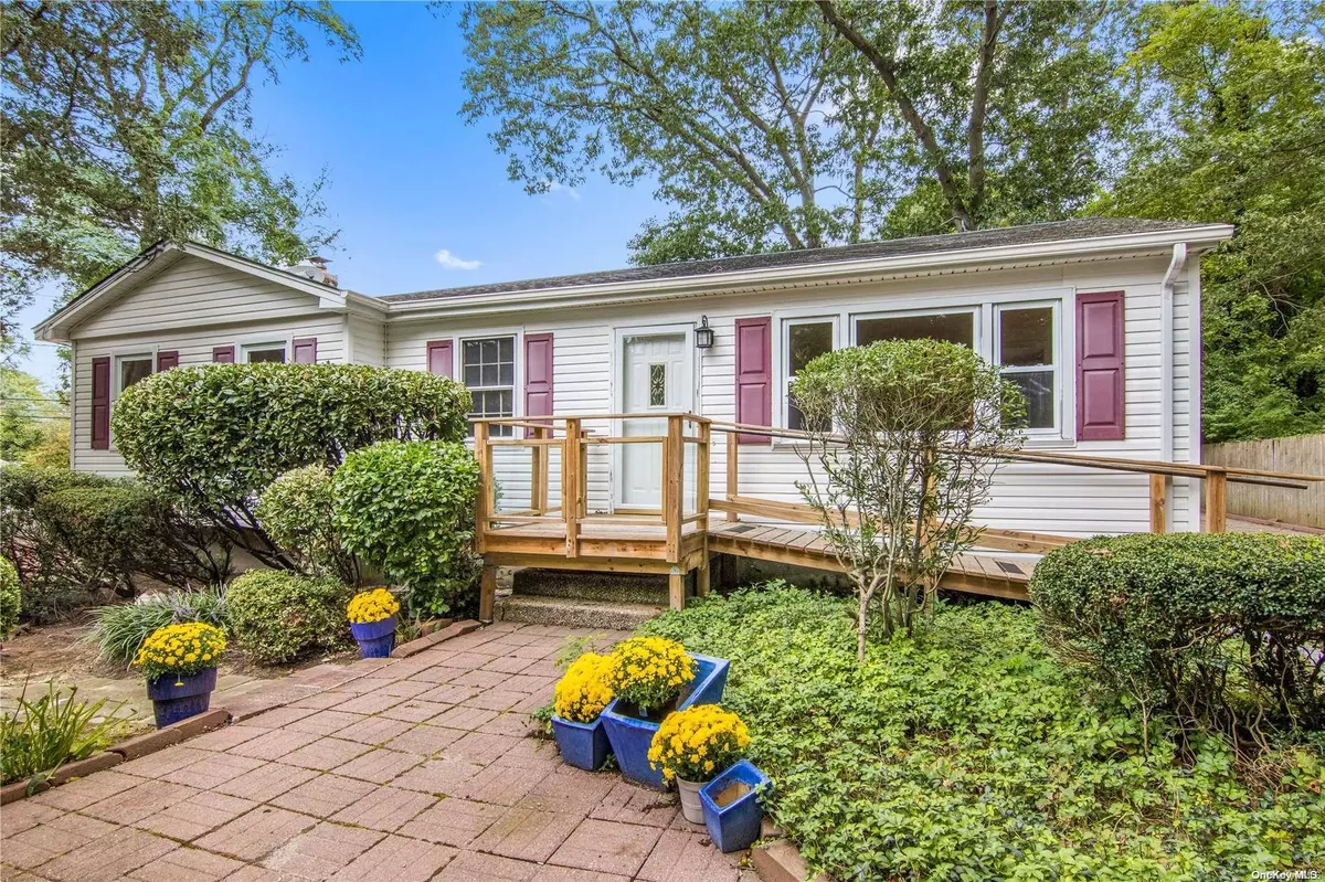 Sound Beach, NY 11789,47 Great River DR