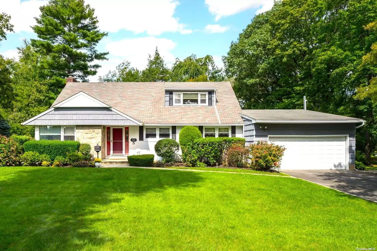 Glen Cove, NY 11542,5 High Pine