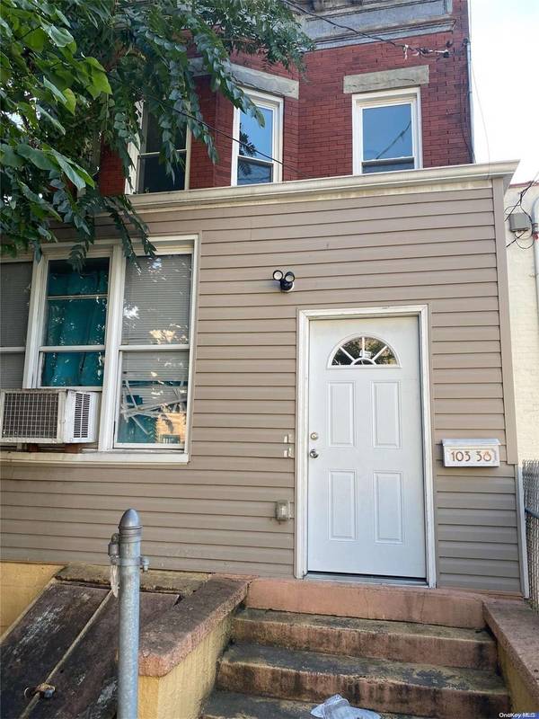 103-38 101st ST #2FL, Ozone Park, NY 11416