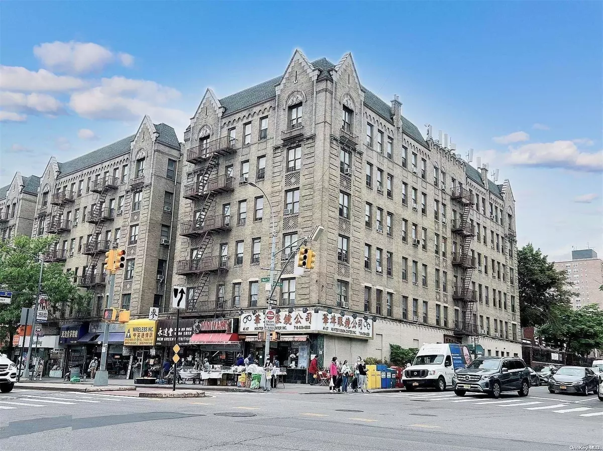 Flushing, NY 11355,136-05 Sanford AVE #2F