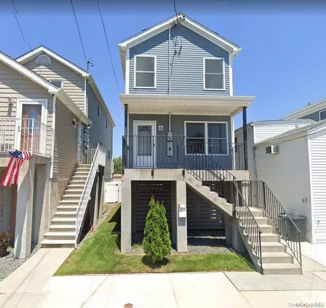 207 E 8th RD, Broad Channel, NY 11693