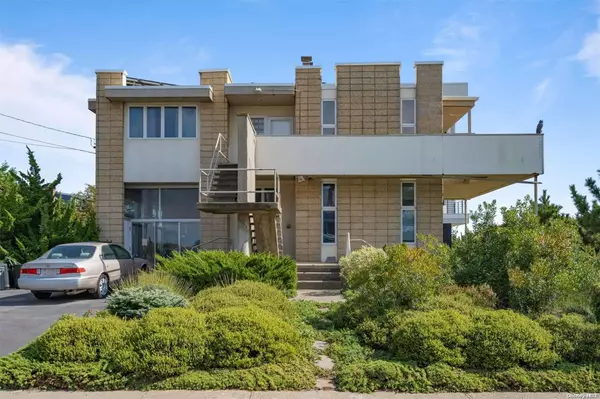 57 Allevard ST, Lido Beach, NY 11561