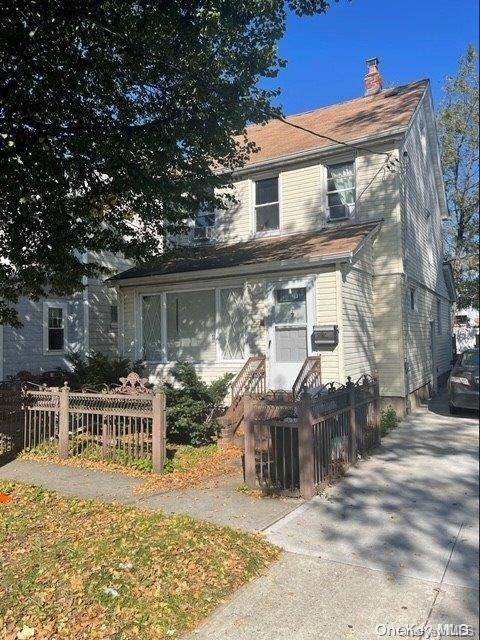 164-33 77th AVE, Fresh Meadows, NY 11366