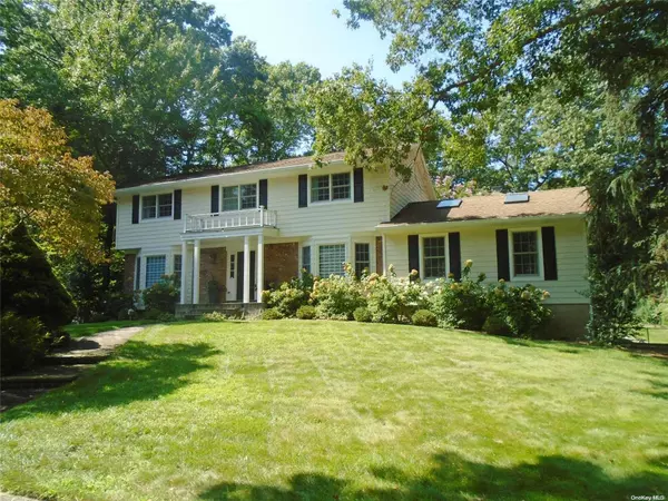 Setauket, NY 11733,2 Amherst CT