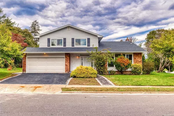 Westbury, NY 11590,581 Jefferson ST