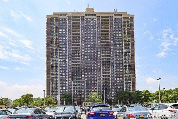 26910 Grand Central Pkwy #5P, Floral Park, NY 11005