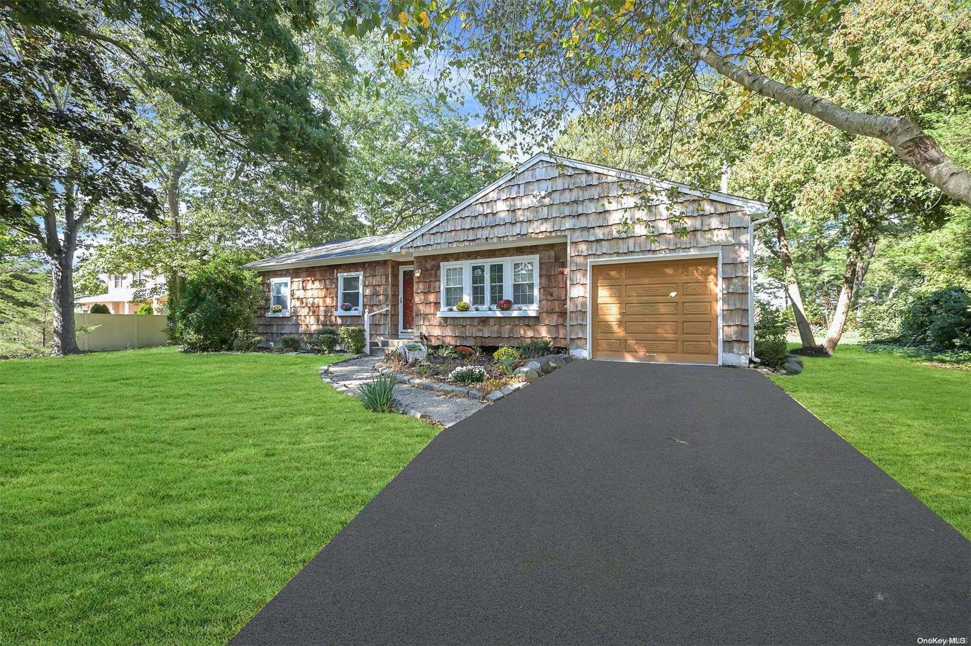 501 Johnson AVE, Ronkonkoma, NY 11779