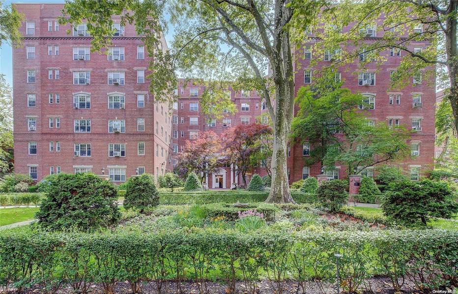 77-14 113th ST #4F, Forest Hills, NY 11375