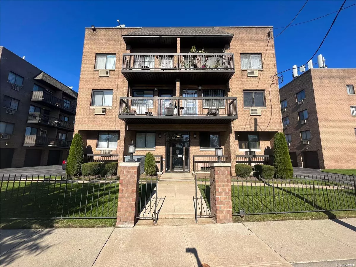 Ozone Park, NY 11417,97-11 N Conduit AVE #1A