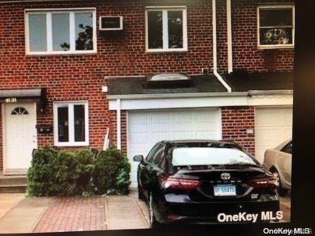 41-31 210th ST, Bayside, NY 11361