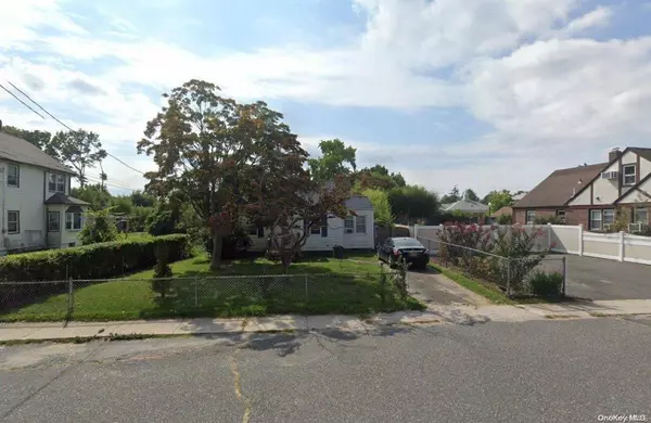 3 2nd AVE, Central Islip, NY 11722