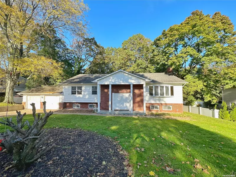 16-C Pine DR #C, Roslyn, NY 11576