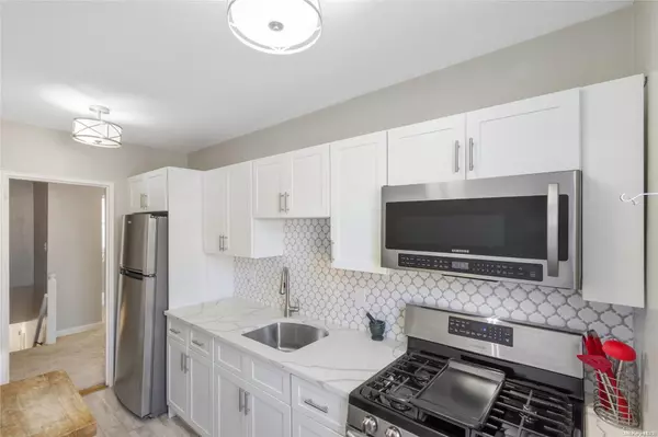 2011 E 56th ST #57B, Old Mill Basin, NY 11234