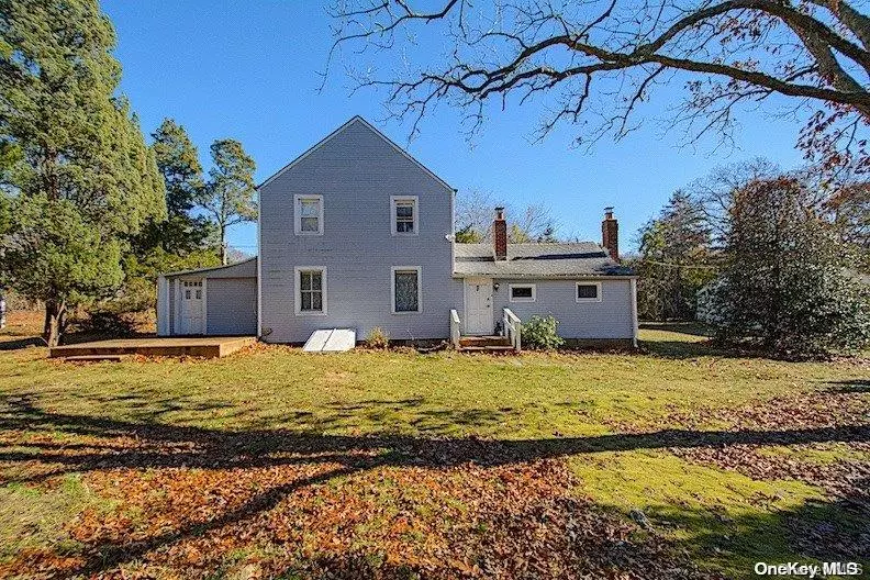 Hampton Bays, NY 11946,65 Old Riverhead RD