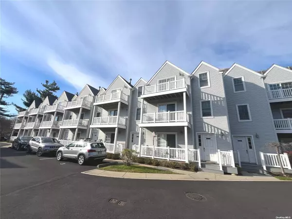 Beechhurst, NY 11357,167-09 Powell Cove Blvd #26