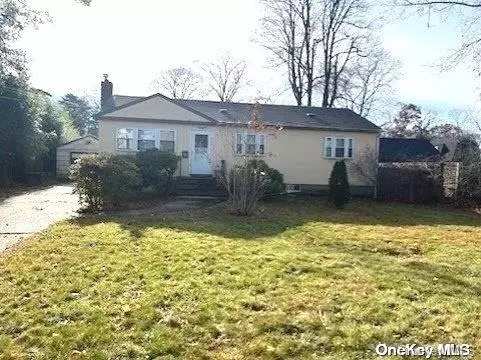 Brentwood, NY 11717,18 Brevoort PL