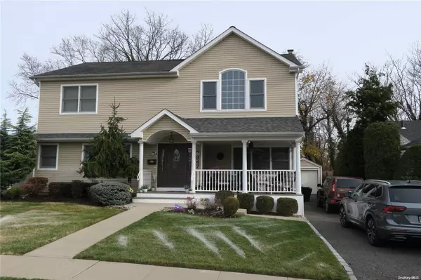 East Meadow, NY 11554,347 Cedar LN