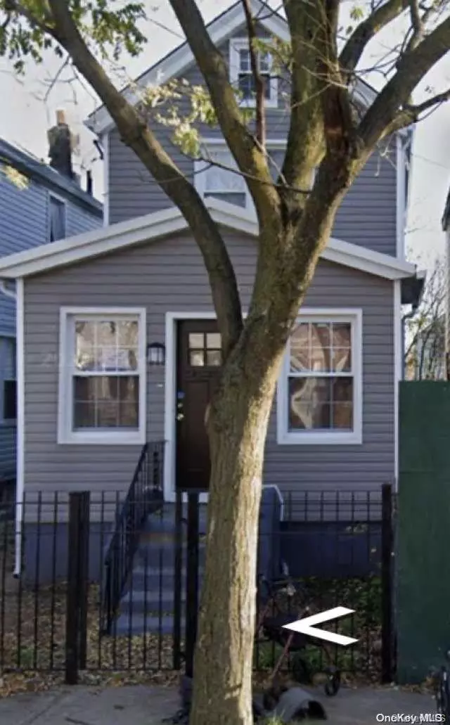 Jamaica, NY 11434,150-82 116th RD